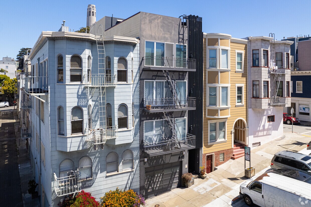 Primary - 412 Green St