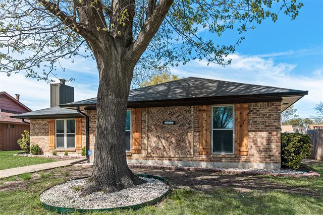 Foto del edificio - 1933 Garden Crest Ln