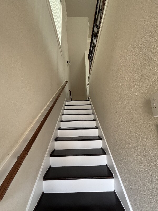 Foto del edificio - 3008 Clearview Cir