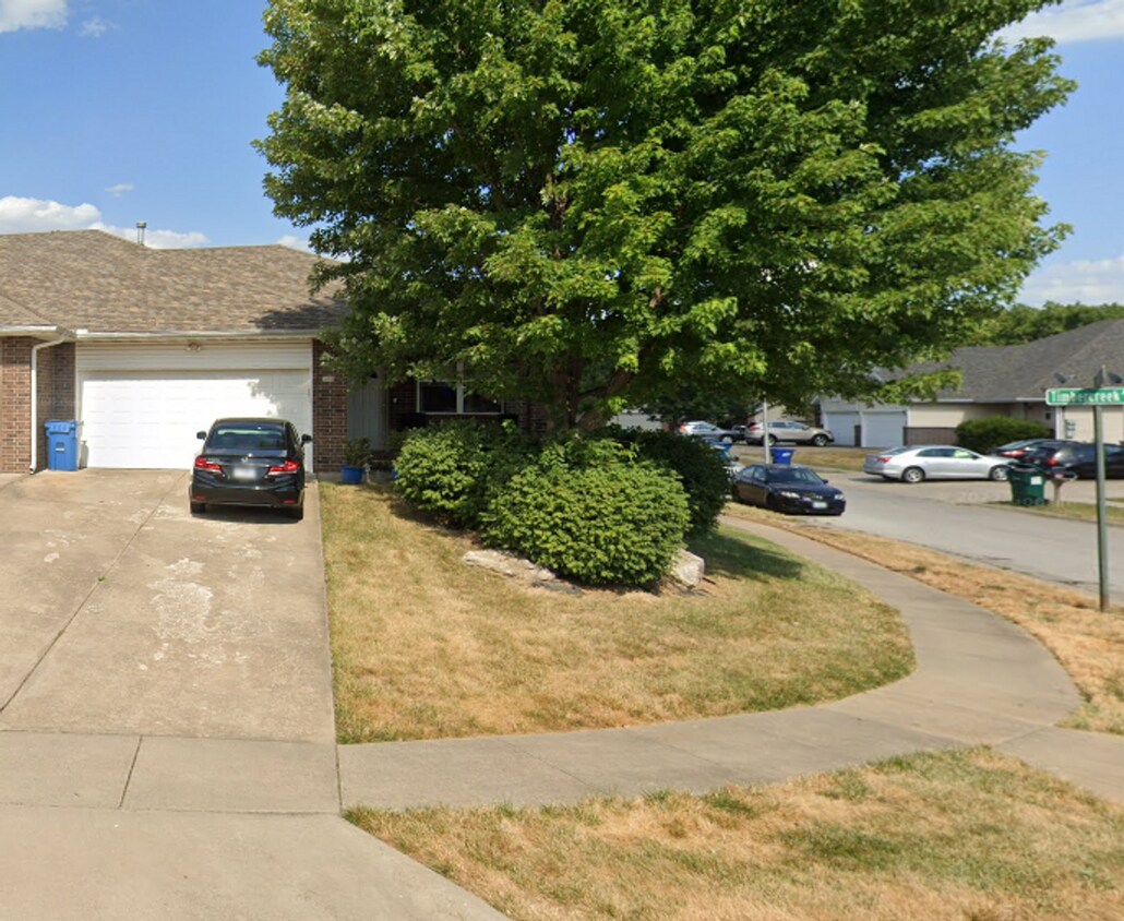 2 bedroom, 2 bathroom, 2 car garage for re... House Rental in