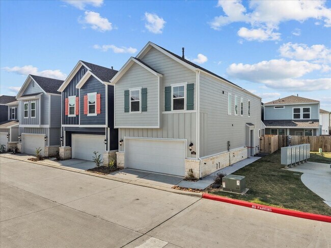 Foto del edificio - 535 Avisa Dr