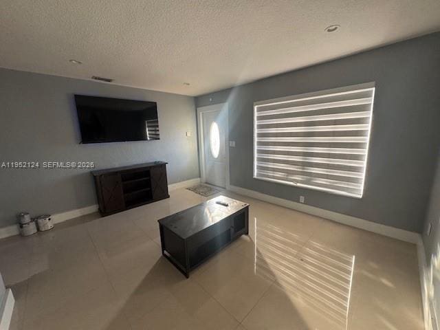 Foto del edificio - 5615 NW 176th St