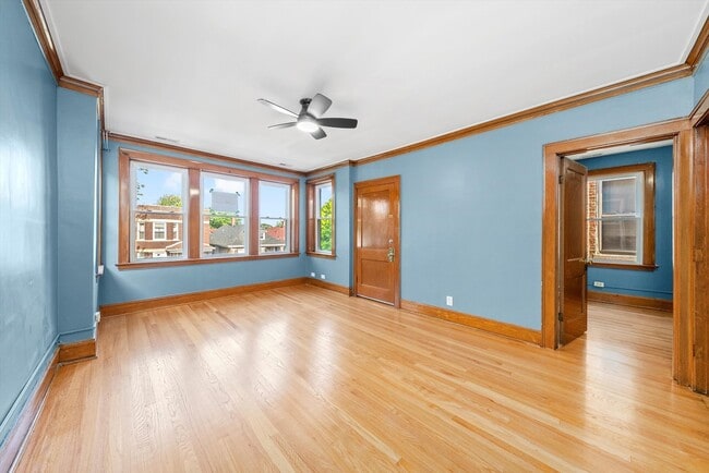 Building Photo - 2231 S 61st Ct