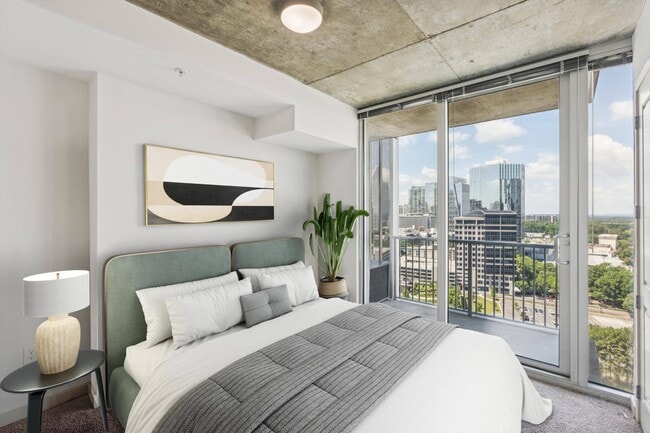 Building Photo - Skyhouse Buckhead