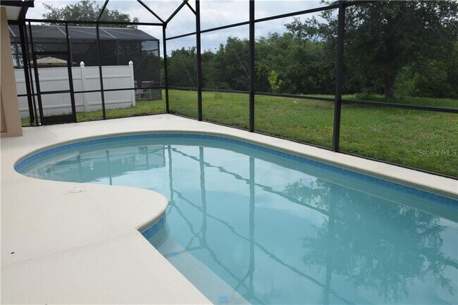Foto del edificio - 655 Kettering Rd