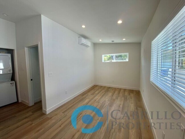 Foto del edificio - 5065 Chaparral Way