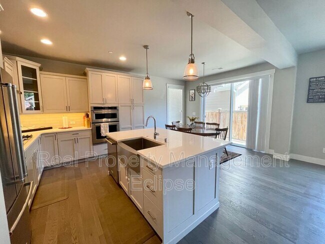 Photo - 22275 9th Ct SE House