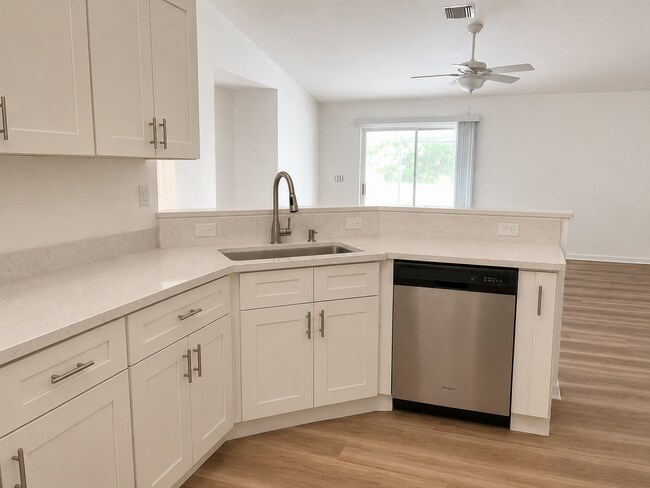 Foto del edificio - 3221 Westminster Ave SE