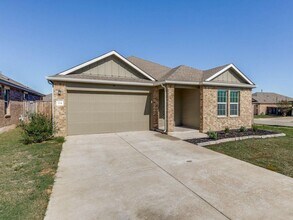 Building Photo - 114 Isaac Millsaps Trl