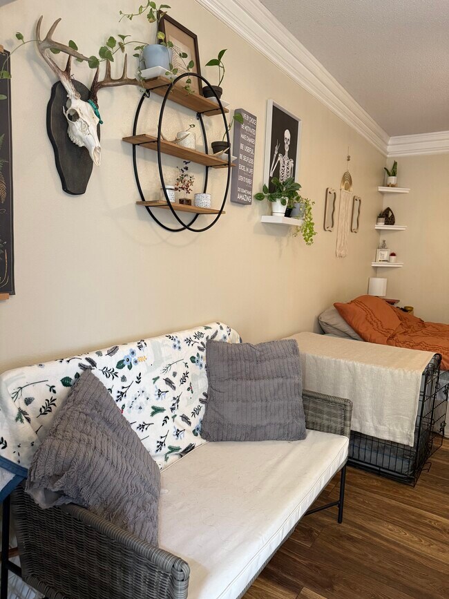 Foto del edificio - 1185 Johnson Rd