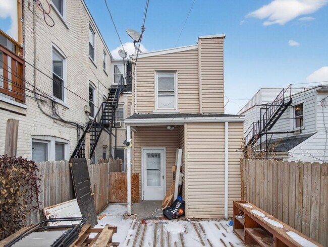 Foto del edificio - 608 Park St