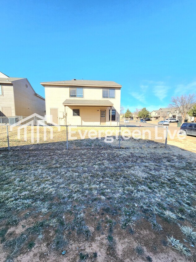 Foto del edificio - 101 Raven Dr