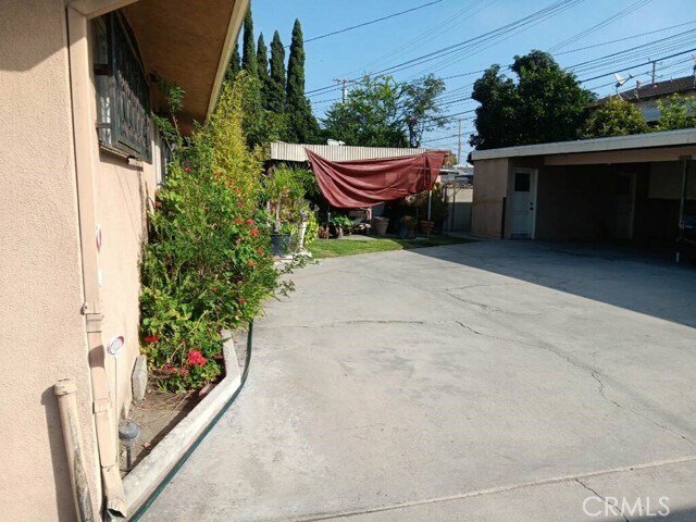 Foto del edificio - 6334 Cedar St