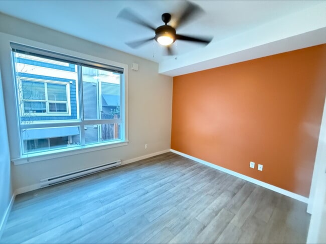 Photo du bâtiment - 244-244 Selby St