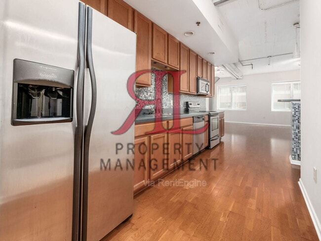 Foto del edificio - 221 N Front St