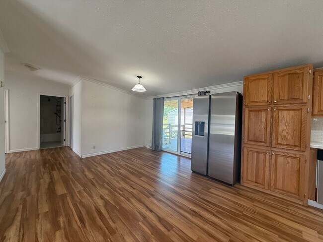Foto del edificio - 3 Bed 2 Bath in Almo