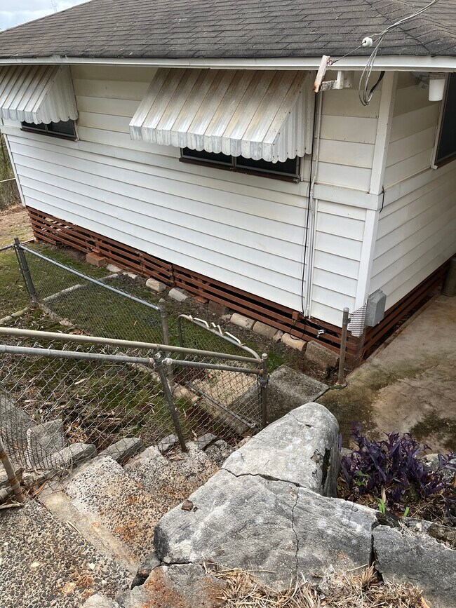 Foto del edificio - 99-160 Holo Pl