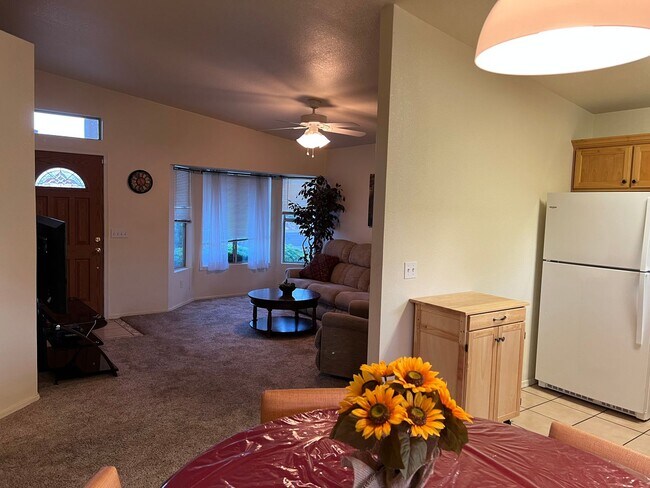 Building Photo - 4631 Territorial Loop
