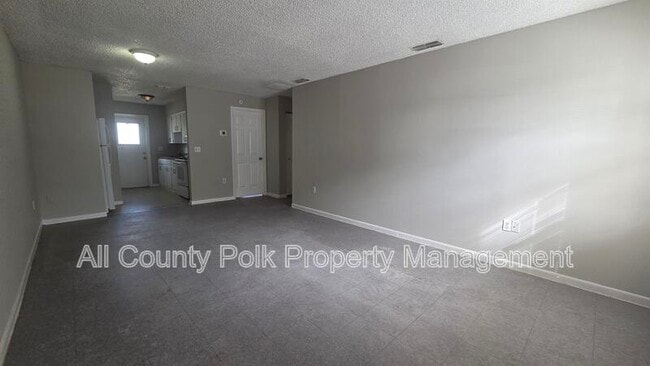 Building Photo - 2936-2938 8 Iron Dr