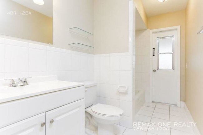 Foto del edificio - 4 bedroom in Pembroke Pines FL 33026