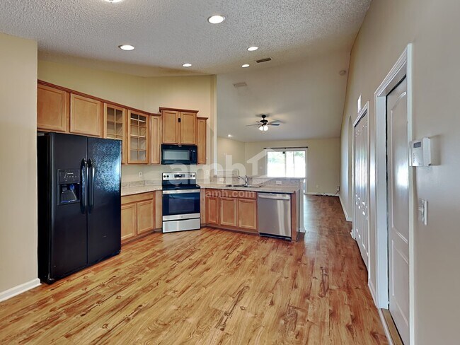 Foto del edificio - 6685 Southern Oaks Dr