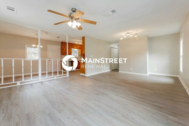 Foto del edificio - 3 Bedroom Pet-Friendly Home in Jonesboro, ...