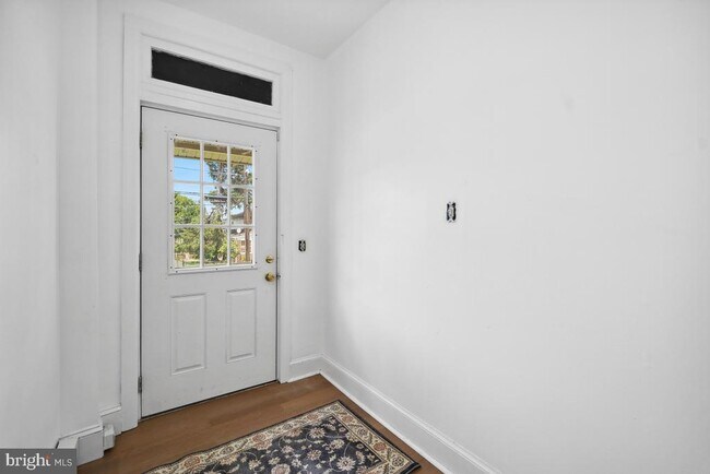 Foto del edificio - 4217 Jefferson St