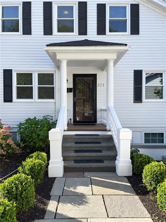 Building Photo - 571 Bellevue Ave