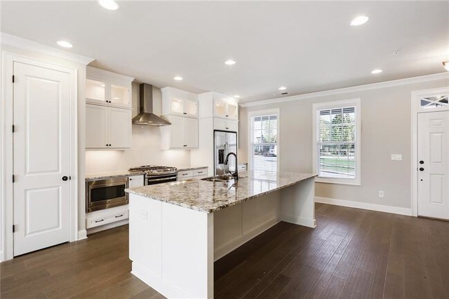 Building Photo - 455 Letchas Lane