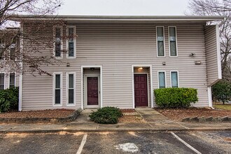 Building Photo - 3771 Heathrow Dr