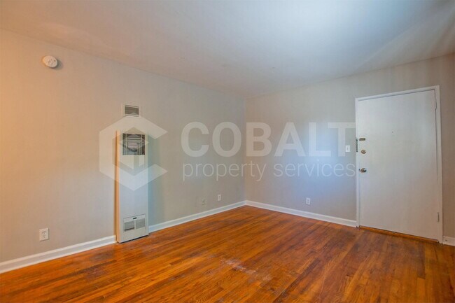 Foto del edificio - 767 Greenwood Ave NE