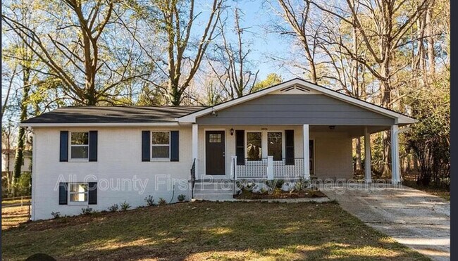 Photo - 2975 McGlynn Ct House