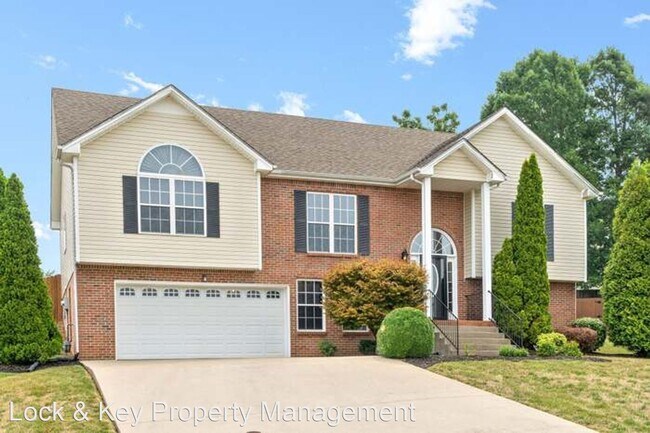 Building Photo - 4 br, 3 bath House - 539 Winding Bluff