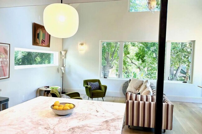 Foto del edificio - Stunning modern classic home. Gustavo Lopez AMSI