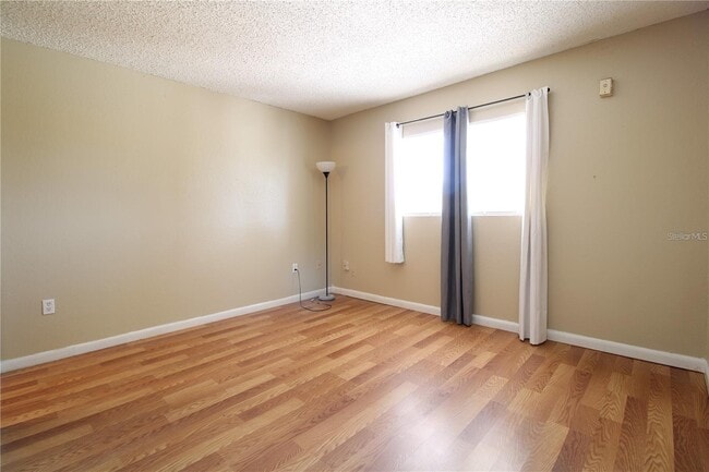 Foto del edificio - 746 McDougall Ct