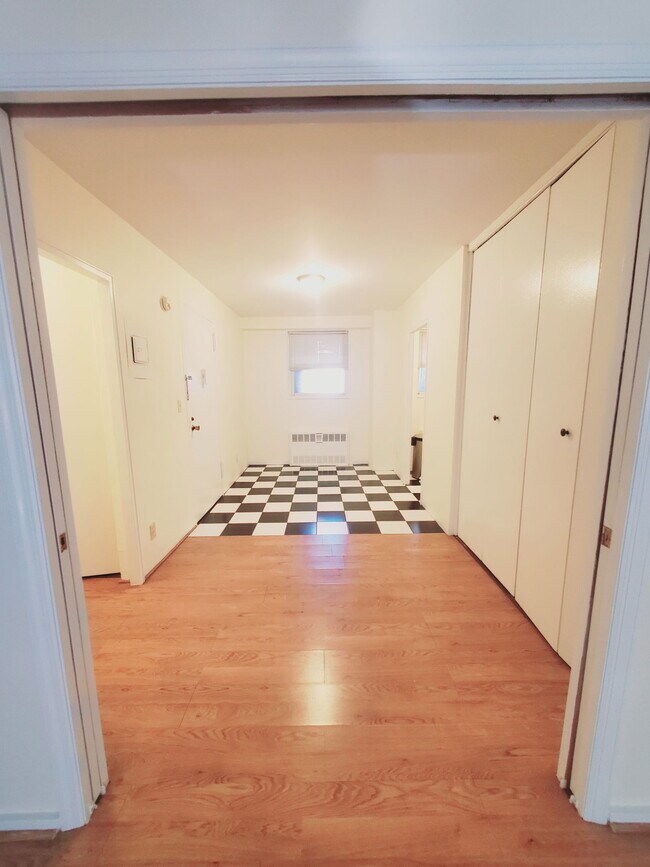 Foto del edificio - 444 Bedford St