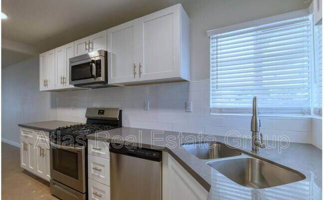 Foto del edificio - 1525 W Osborn Rd
