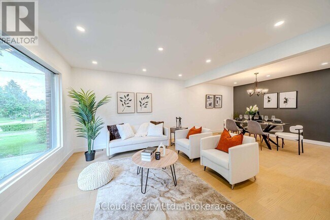 Photo du bâtiment - 94 Lynvalley Crescent