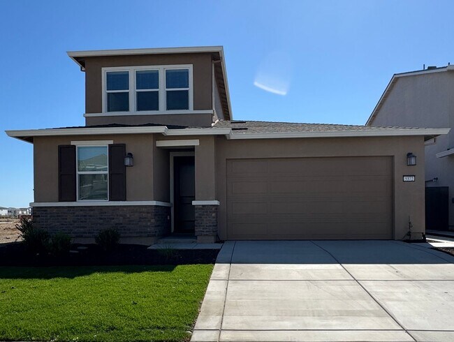 Building Photo - 5372 Island Yacht Wy