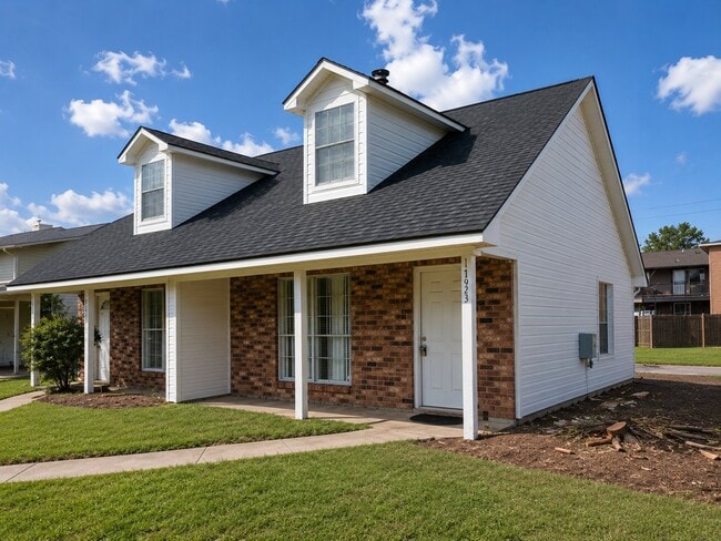 Photo - 16023 Derby Ave (Baton Rouge, LA) Townhome