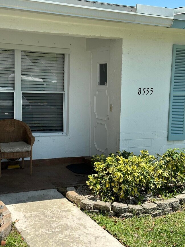 Foto del edificio - 8555 NW 10th St