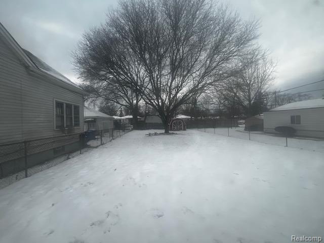 Foto del edificio - 5626 Merrick St