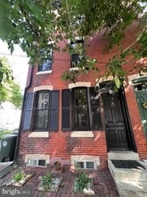 Building Photo - 105 W Union St