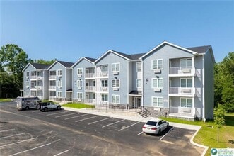 Building Photo - 948 N Front St