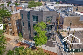 Building Photo - 1050 W Cornelia Ave