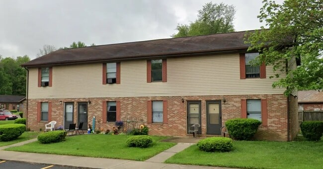 Building Photo - 400 Elm St