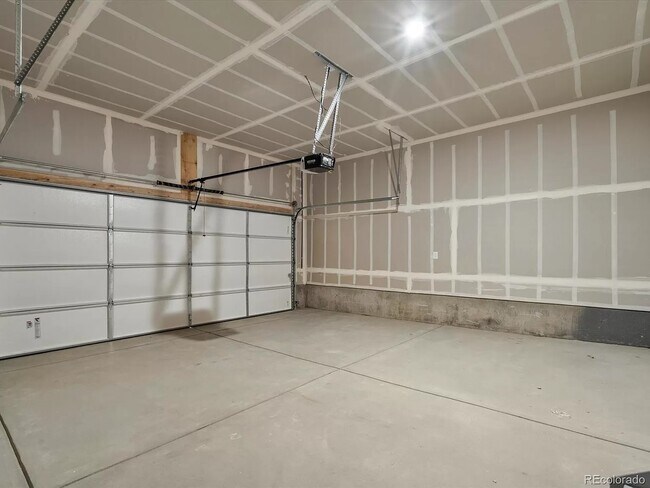 Foto del edificio - 22211 E 7th Pl