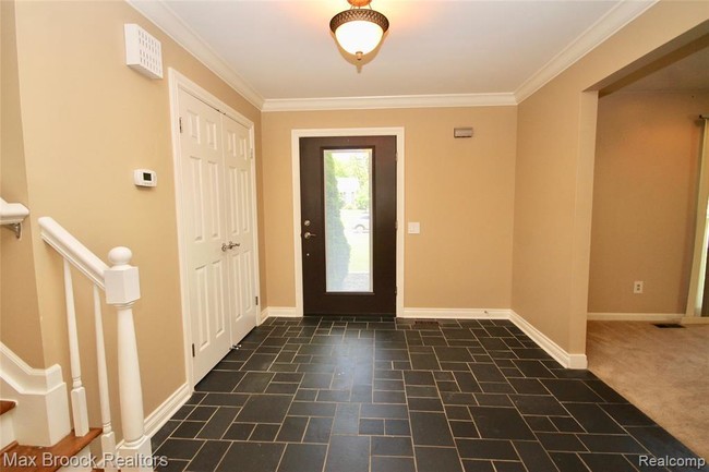 Foto del edificio - 4109 Shore Crest Dr