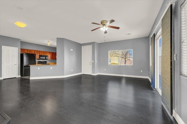 Building Photo - 9303 Gilcrease Ave