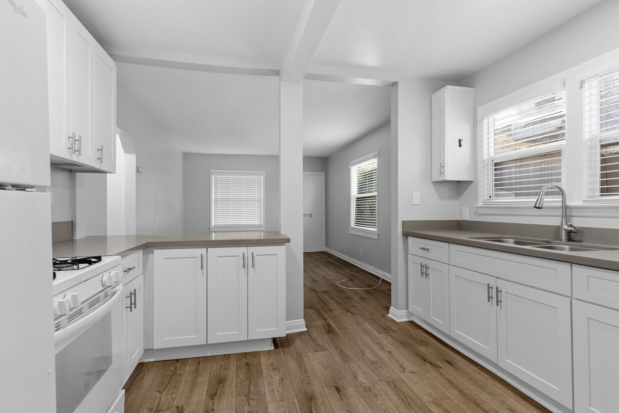 Foto principal - 935 N Washington Pl